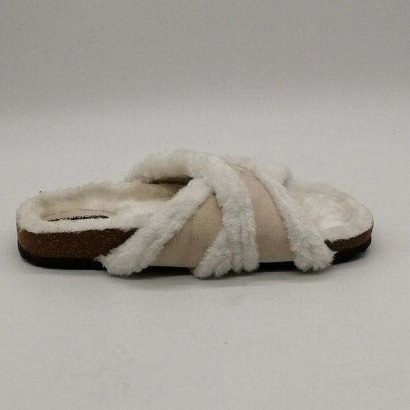 Maurices Womens Wedge Heel Slide Slipper Faux Fur Cushioned Beige White No Size - Picture 2 of 8